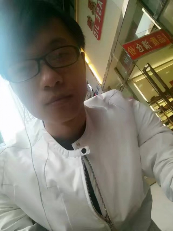 你的益达的第一张照片--曲靖相亲服务中心