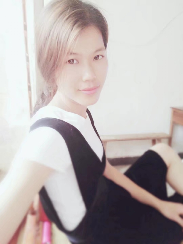 婷婷的第一张照片--曲靖相亲服务中心