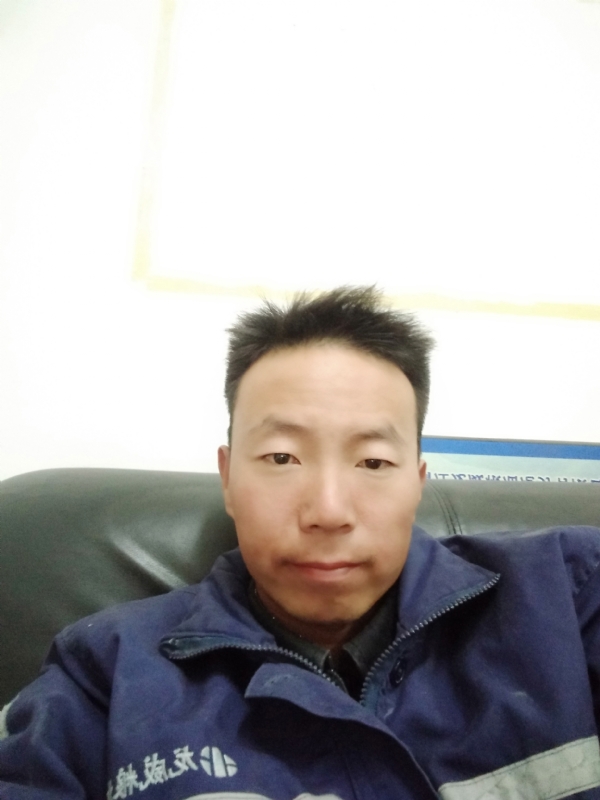 东西南北风的第一张照片--曲靖相亲服务中心