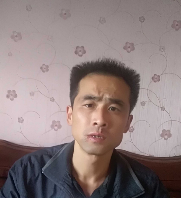 wen的第一张照片--曲靖相亲服务中心