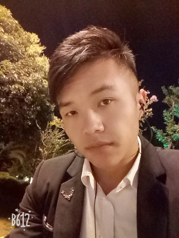 只求一陪伴的第一张照片--曲靖相亲服务中心
