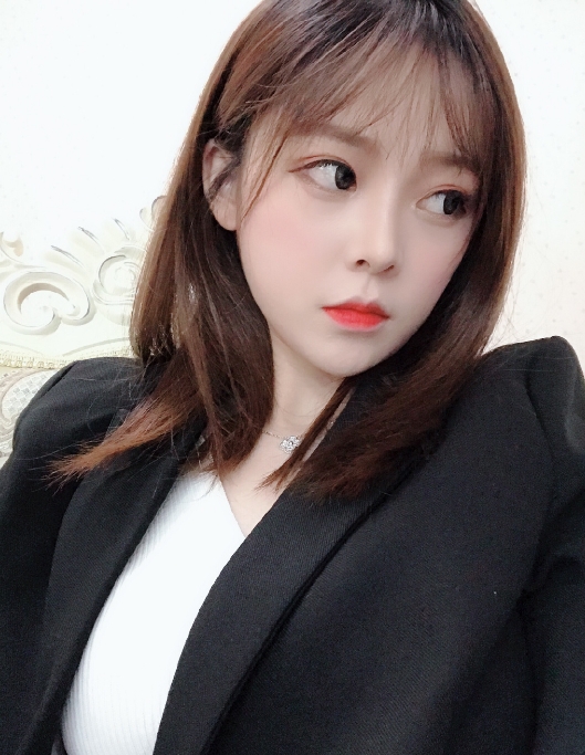美伊i的第二张照片--曲靖相亲服务中心