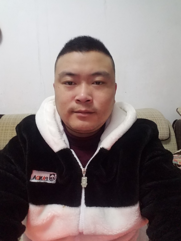 风的第一张照片--曲靖相亲服务中心