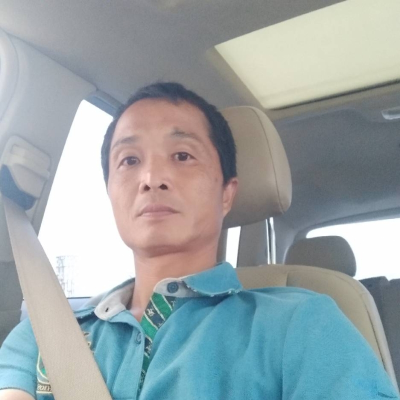 温柔男孩的第一张照片--曲靖相亲服务中心
