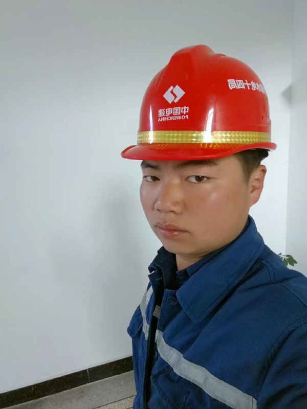 小公牛的第一张照片--曲靖相亲服务中心