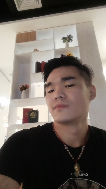 涵博随缘的第一张照片--曲靖相亲服务中心