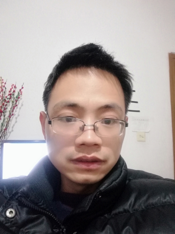 明月天涯的第一张照片--曲靖相亲服务中心