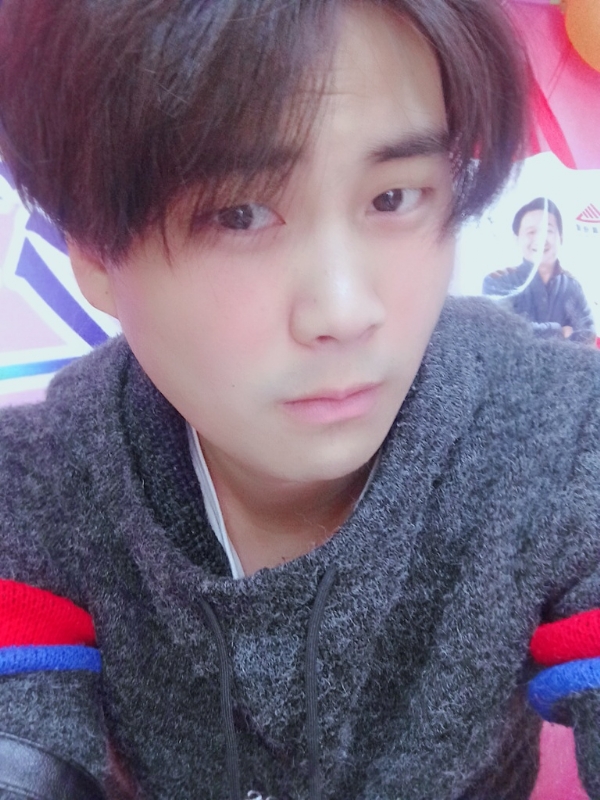 幕夜的第一张照片--曲靖相亲服务中心