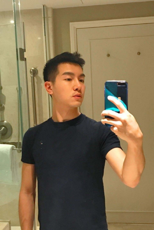 海海的第三张照片--曲靖相亲服务中心