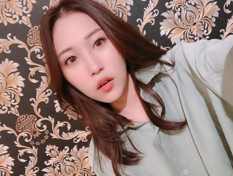 張婕兒的第一张照片--曲靖相亲服务中心