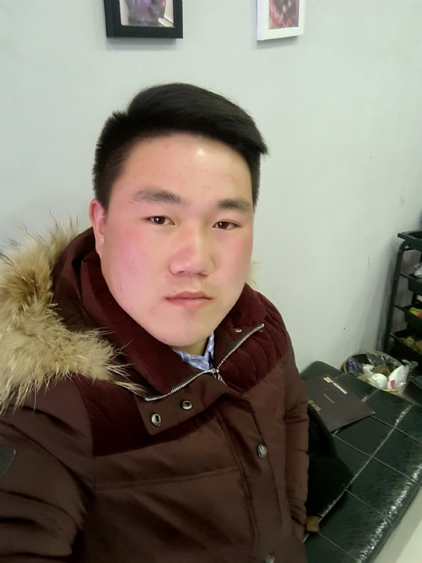 小飞的第一张照片--曲靖相亲服务中心