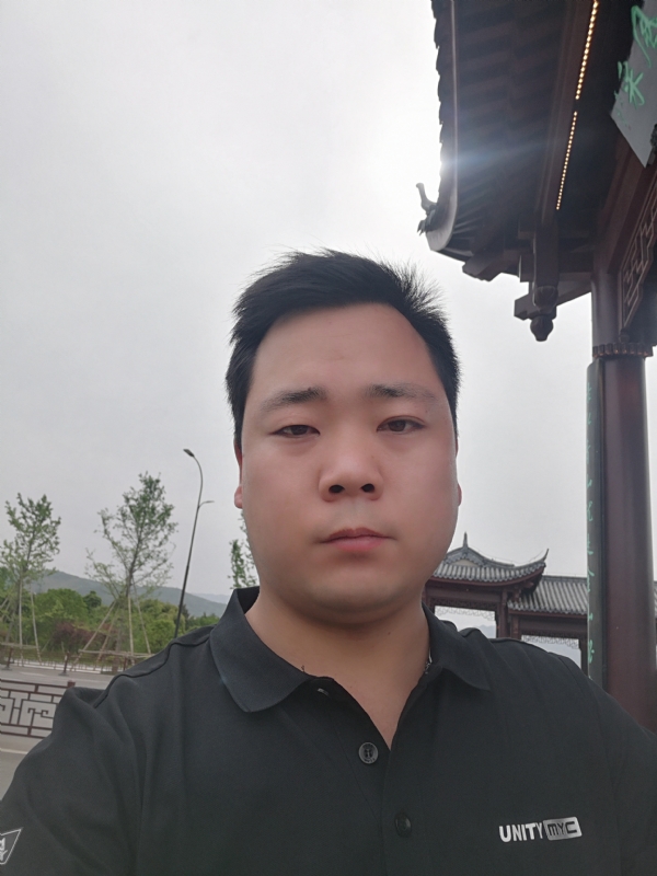 微笑的第一张照片--曲靖相亲服务中心