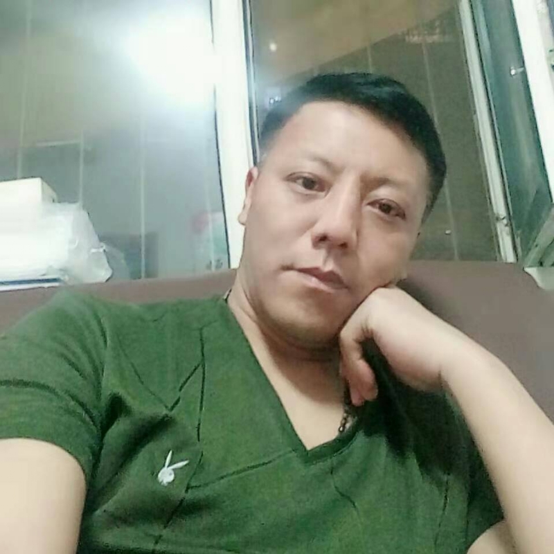 龍行天下的第一张照片--曲靖相亲服务中心