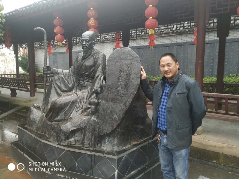 王鑫的第一张照片--曲靖相亲服务中心