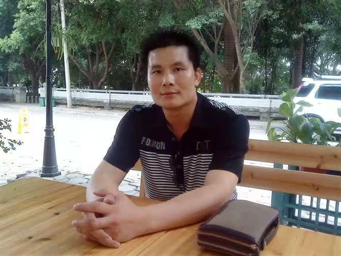 贴身爱人的第一张照片--曲靖相亲服务中心