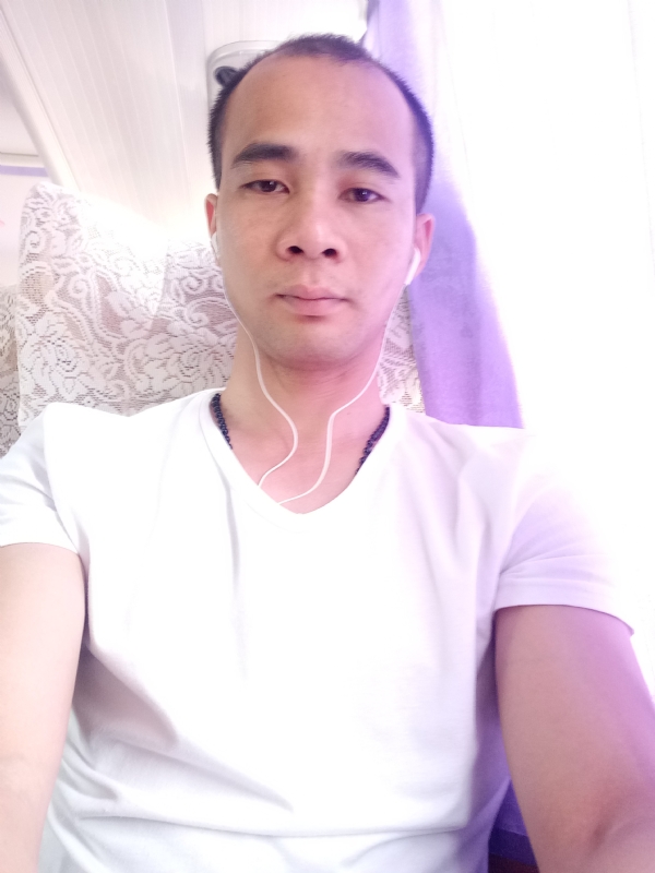 qiaozi的第一张照片--曲靖相亲服务中心