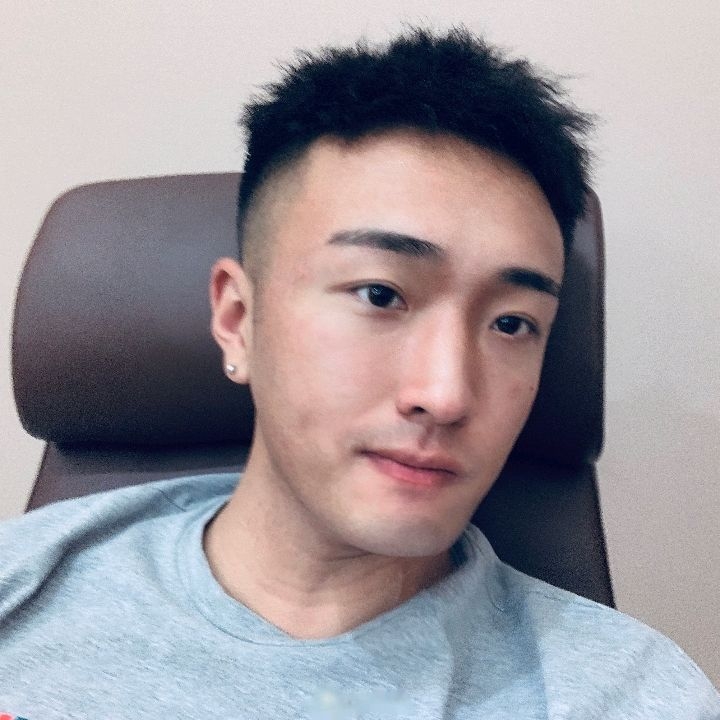 单公子的第一张照片--曲靖相亲服务中心