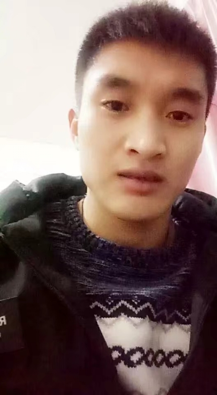 嗨我保护你啊的第一张照片--曲靖相亲服务中心