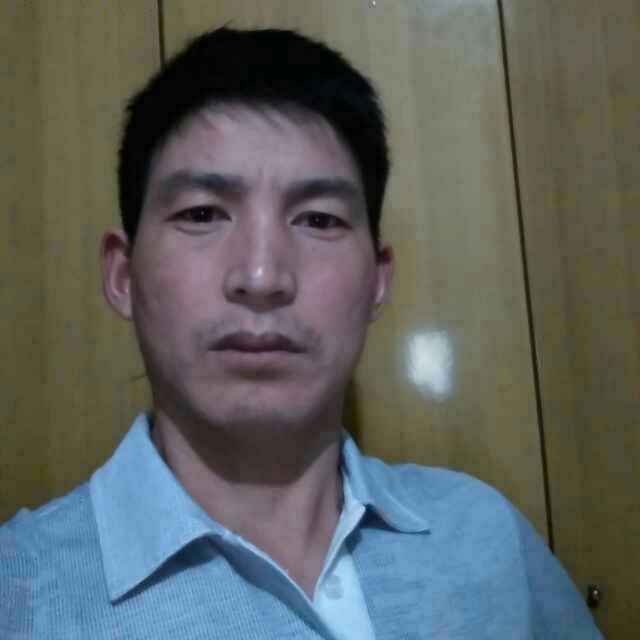 浪子的第一张照片--曲靖相亲服务中心