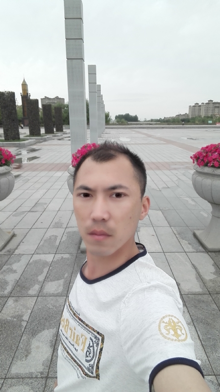 天平的第一张照片--曲靖相亲服务中心