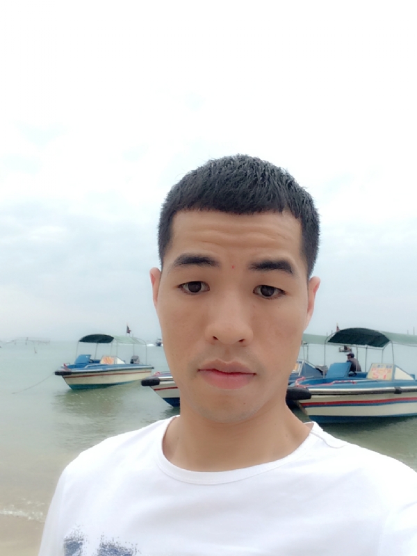冷风的第一张照片--曲靖相亲服务中心