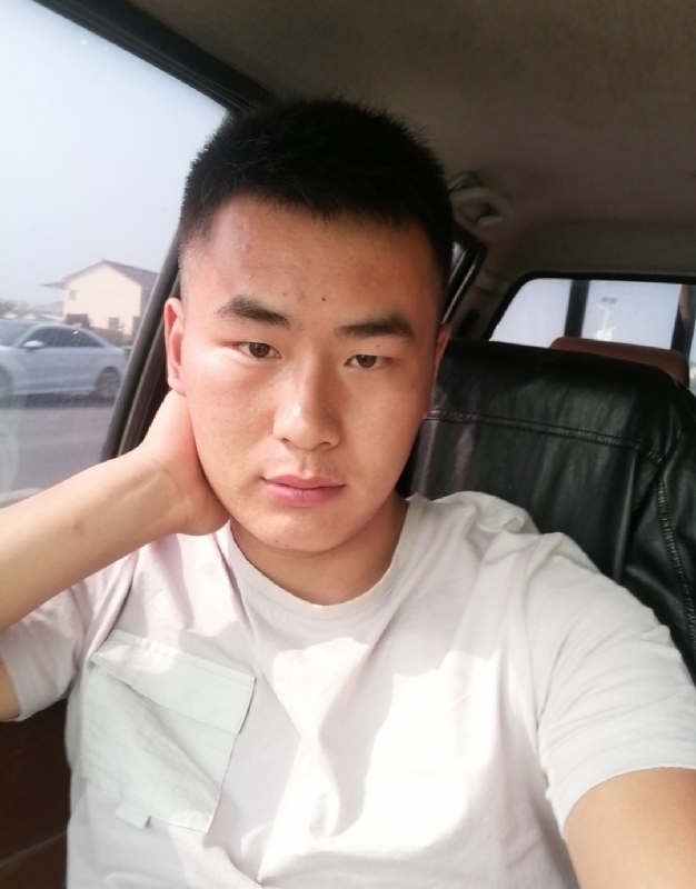 马宏亮的第二张照片--曲靖相亲服务中心