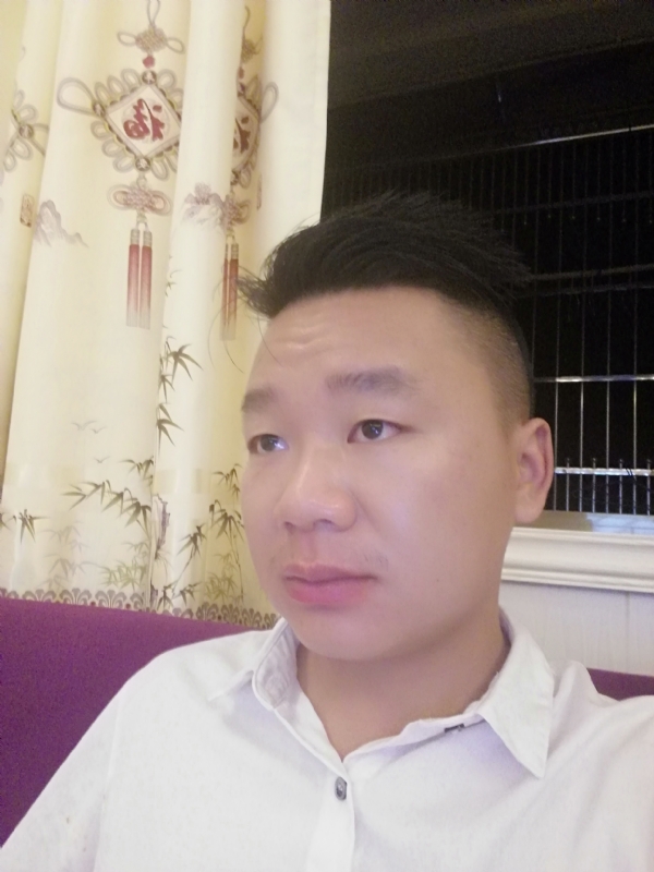 王梓林的第一张照片--曲靖相亲服务中心
