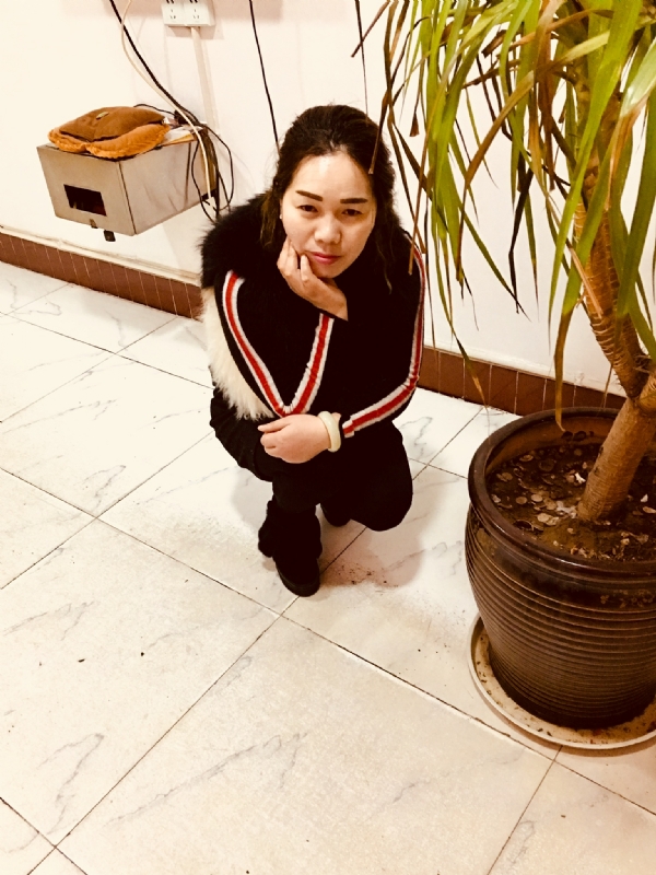 小香风的第一张照片--曲靖相亲服务中心