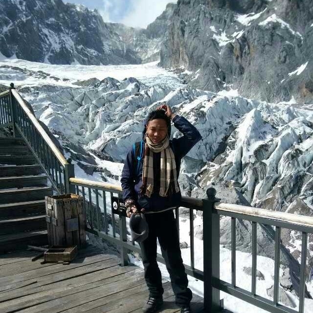 眯眯的第一张照片--曲靖相亲服务中心