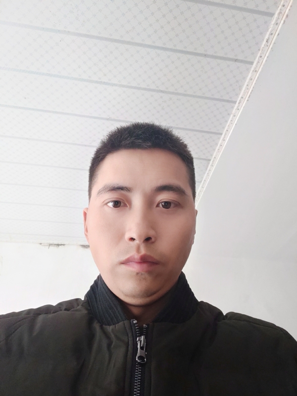 远望星空的第一张照片--曲靖相亲服务中心