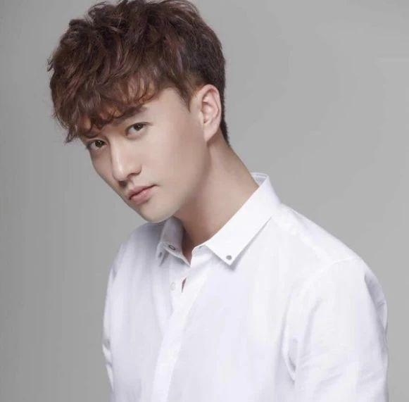 相濡以沫的第一张照片--曲靖相亲服务中心