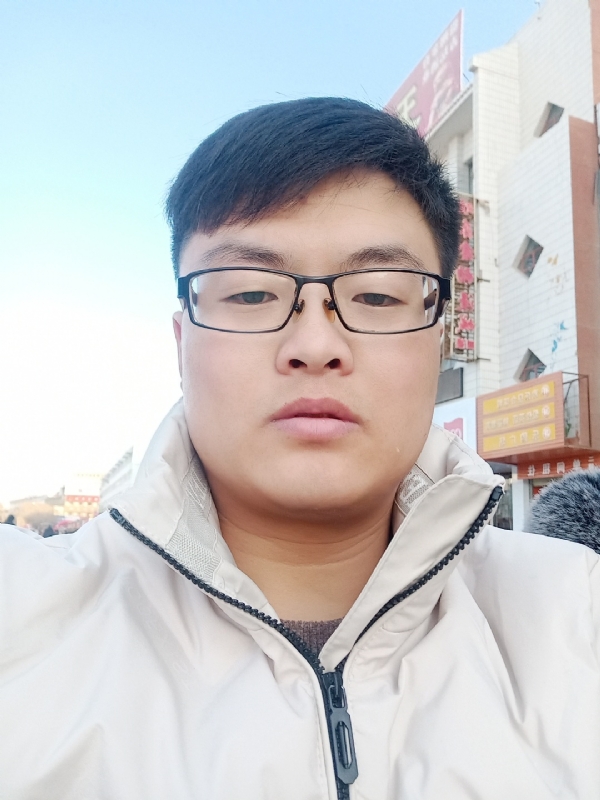 执子之手与子偕老的第一张照片--曲靖相亲服务中心