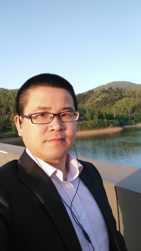 顾律师的第三张照片--曲靖相亲服务中心