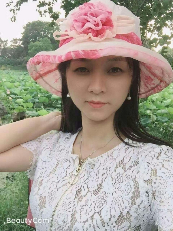 小青菜的第一张照片--曲靖相亲服务中心
