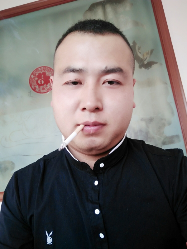 贰爺的第一张照片--曲靖相亲服务中心