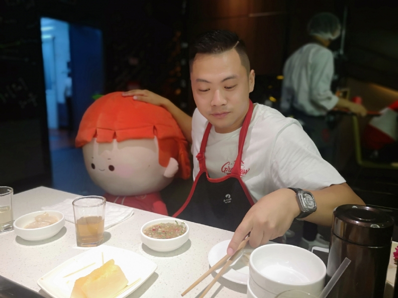 逆行的第一张照片--曲靖相亲服务中心