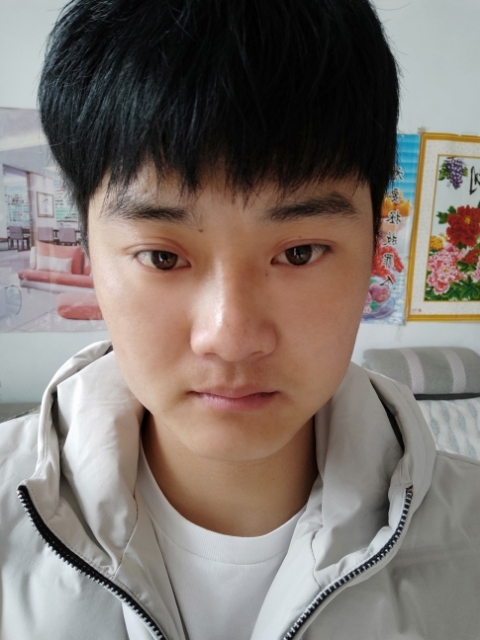 偏丶执的第二张照片--曲靖相亲服务中心