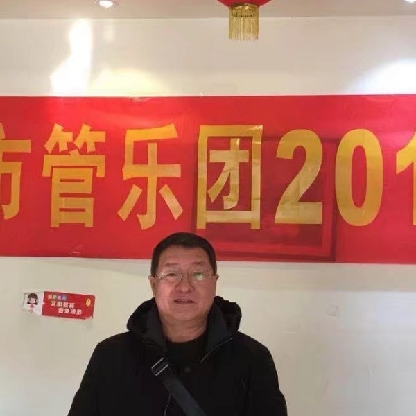 大地神鹰的第一张照片--曲靖相亲服务中心