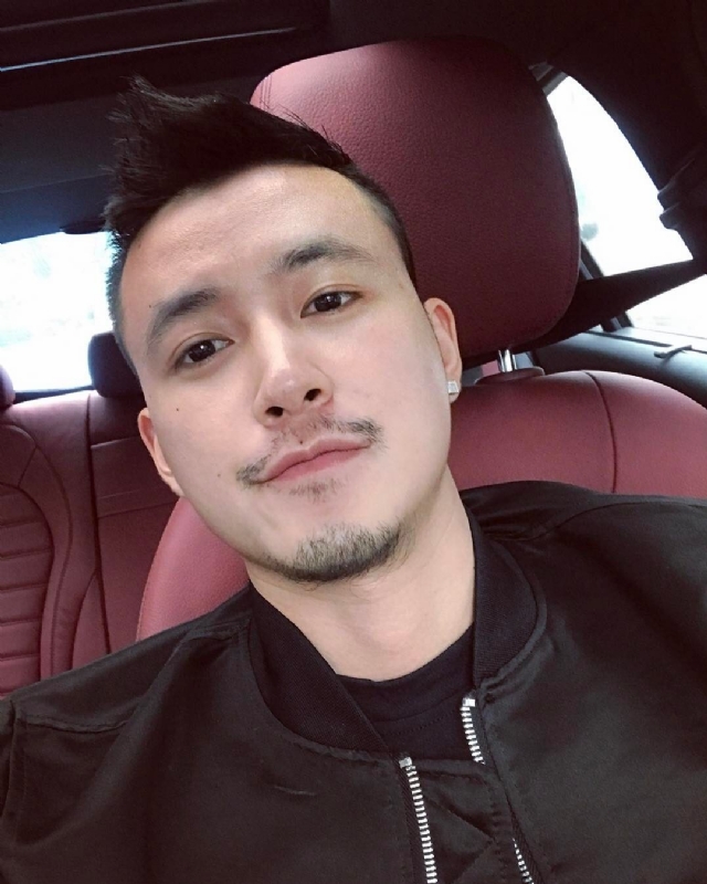 隆刘的第二张照片--曲靖相亲服务中心