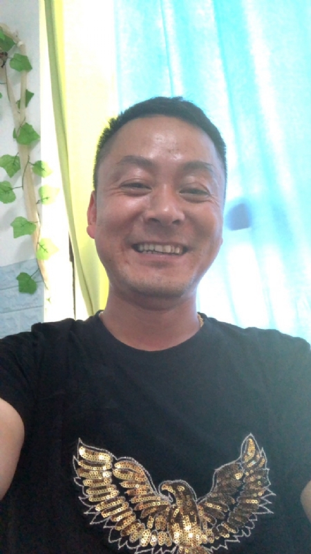 大海的第一张照片--曲靖相亲服务中心