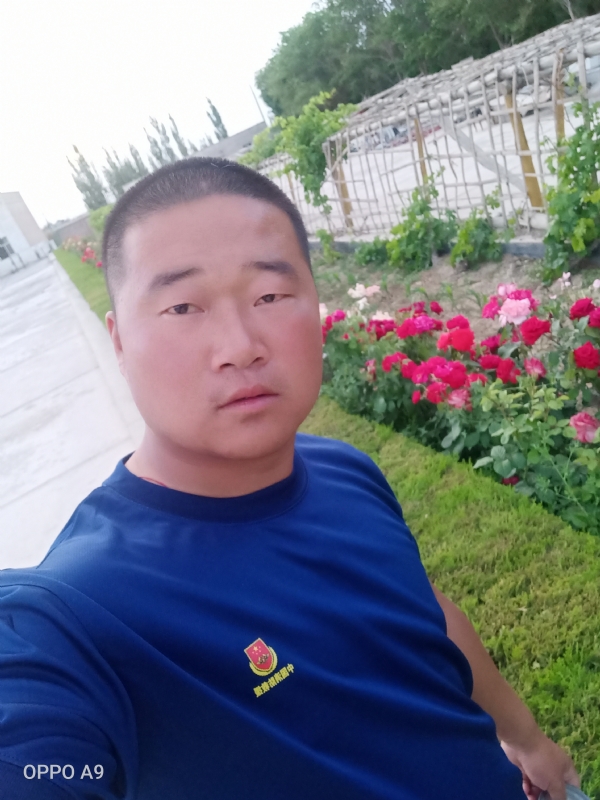 奋斗中的青春最美丽的第一张照片--曲靖相亲服务中心