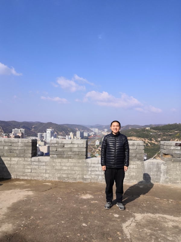 人间不值得的第一张照片--曲靖相亲服务中心