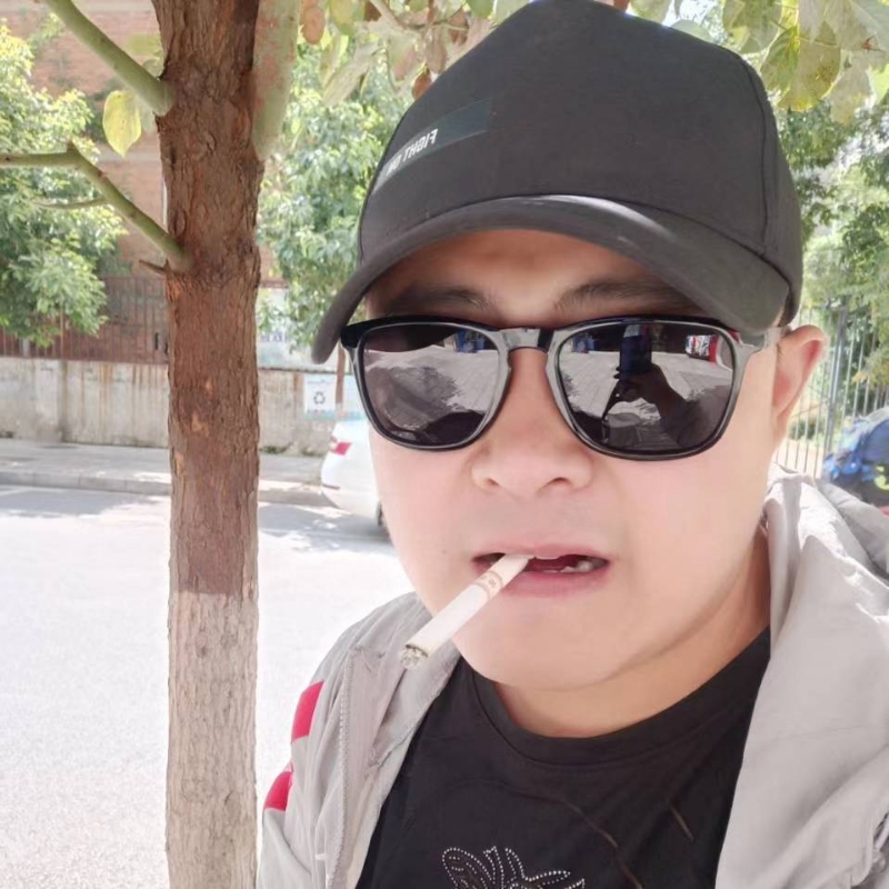 瞄小七的第一张照片--曲靖相亲服务中心