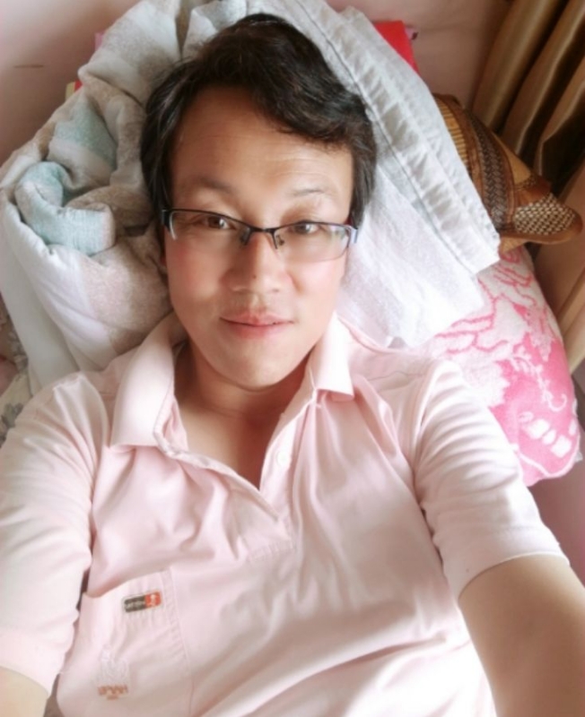 一吻天荒的第一张照片--曲靖相亲服务中心