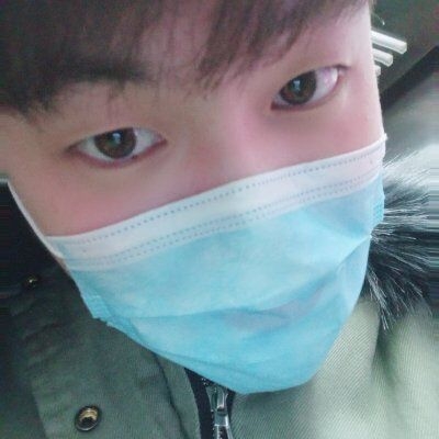 大学生的第一张照片--曲靖相亲服务中心