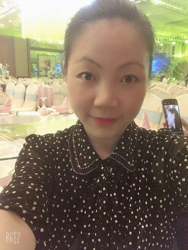 泡沫的第一张照片--曲靖相亲服务中心