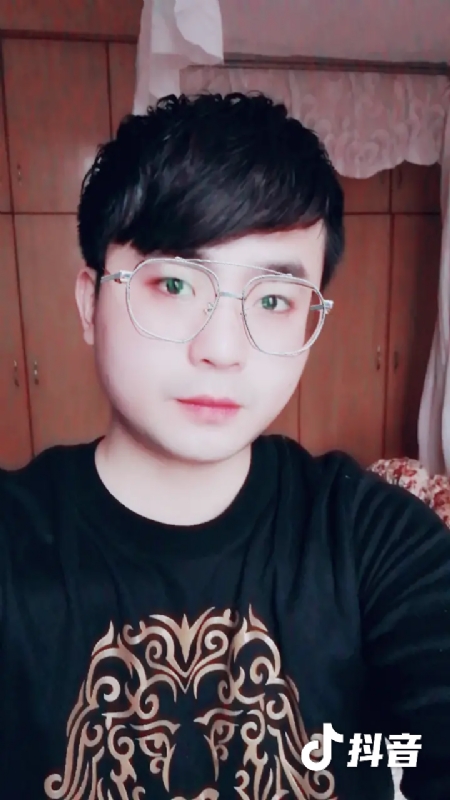 哎呦哥哥的第二张照片--曲靖相亲服务中心