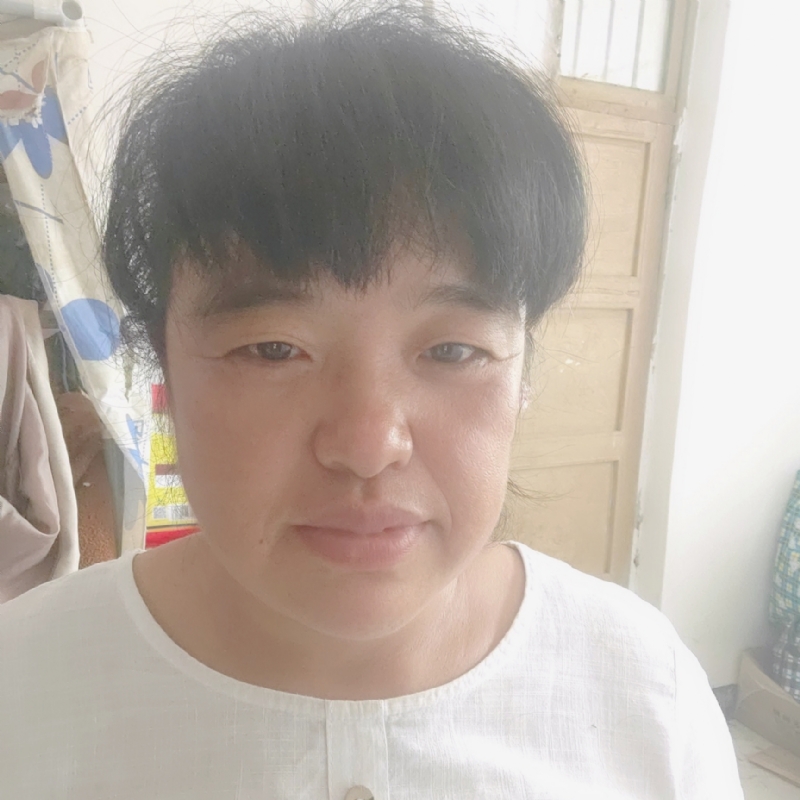 二妮的第一张照片--曲靖相亲服务中心