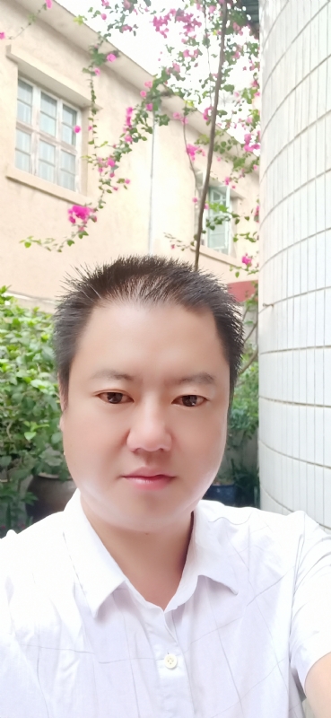 陈欢翔的第一张照片--曲靖相亲服务中心