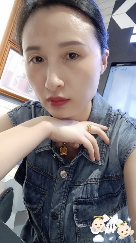 桃子的第三张照片--曲靖相亲服务中心